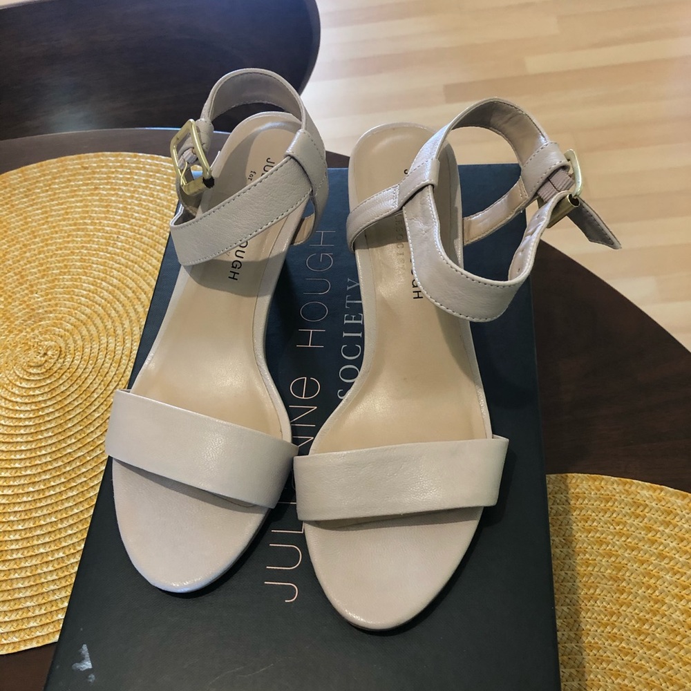 Julianne Hough for Sole Society